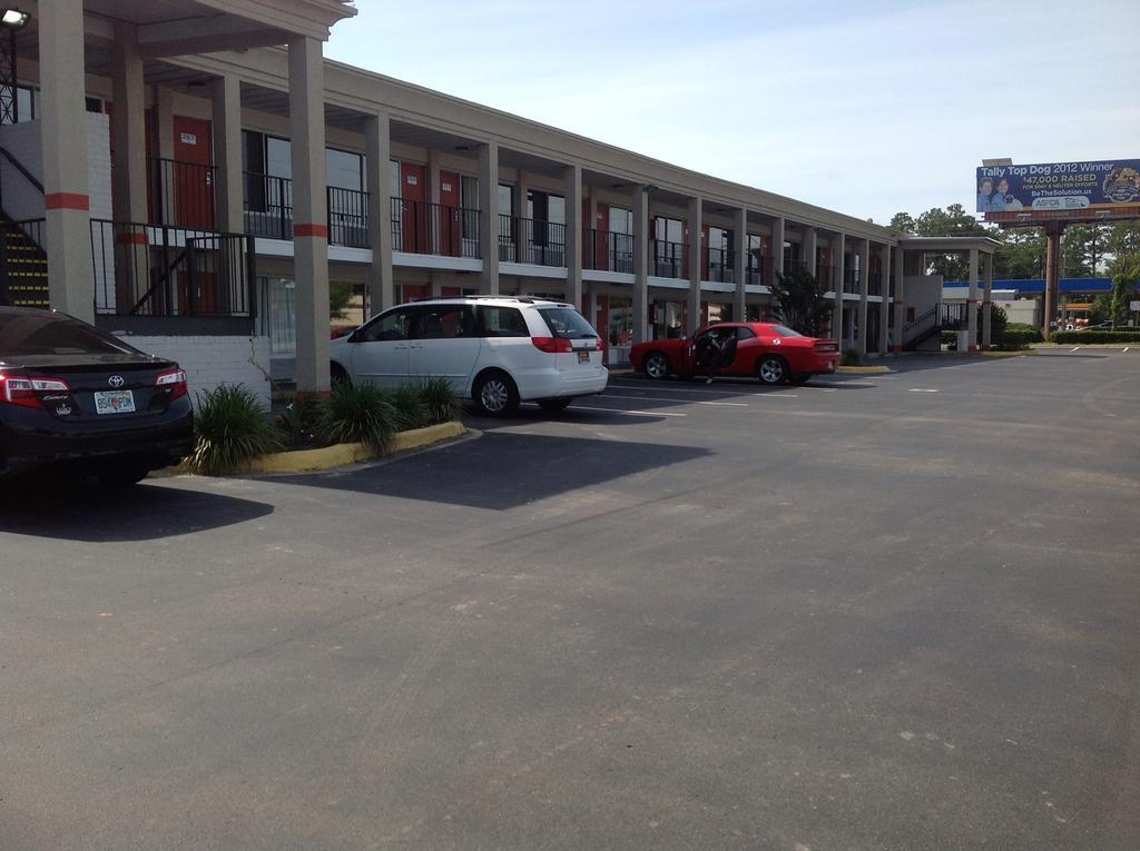Days Inn Panama City 23Rd Street Bagian luar foto